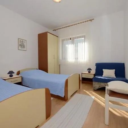 Apartament In With Sea View, Balcony, Air Conditioning, Wi-fi